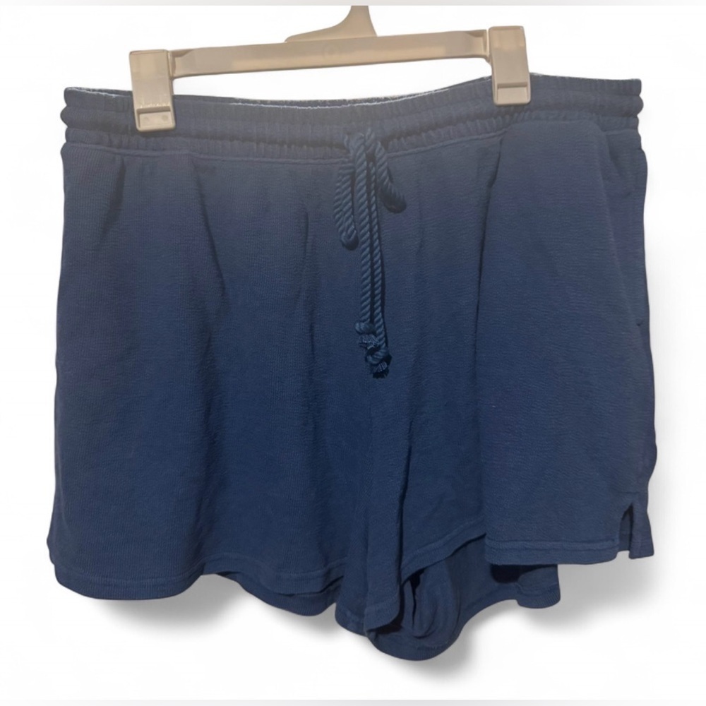 Size 1X Universal Thread Women's Blue Casual Shorts